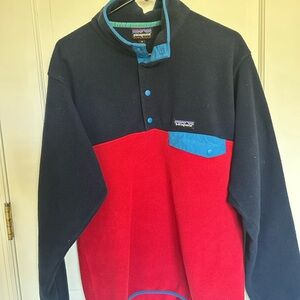 Patagonia Navy and Red Fleece Pullover